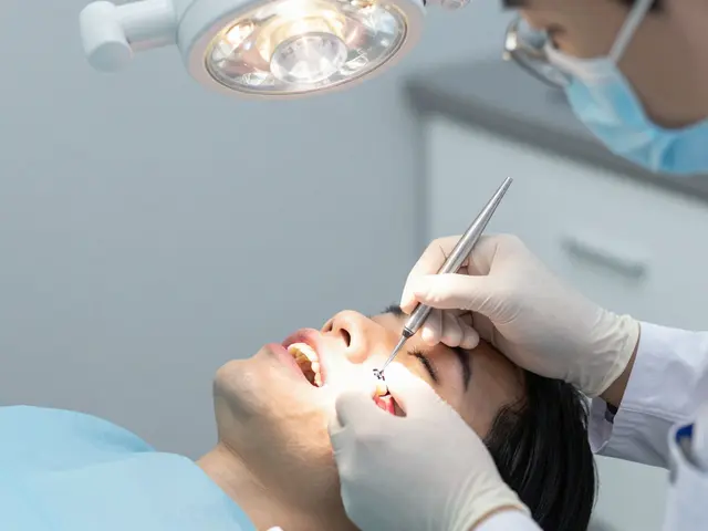 Kdy se dává implantát po vytržení zubů? Všechno, co potřebujete vědět