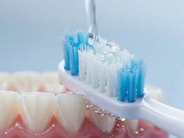 Sonický kartáček: Jak překonat bariéry a dosáhnout dokonalé zubní hygieny